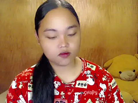  Lylia online show from 10.16.25