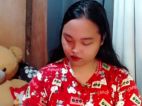  Lylia online show from 11.24.25