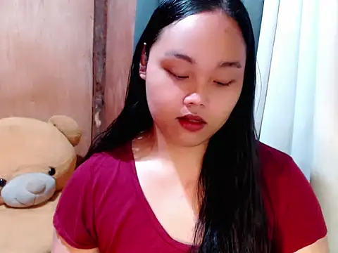 Snapshot of _Lylia chatting on 02.06.26 Lylia online show from 02.06.26