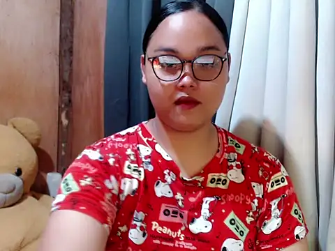 Snapshot of _Lylia chatting on 02.07.26 Lylia online show from 02.07.26