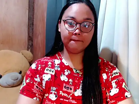 Snapshot of _Lylia chatting on 02.08.26 Lylia online show from 02.08.26