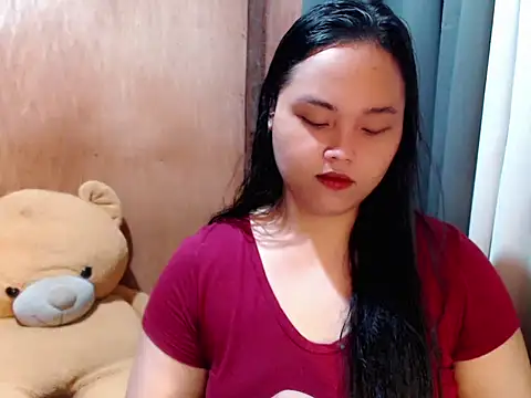 Snapshot of _Lylia chatting on 02.17.26 Lylia online show from 02.17.26