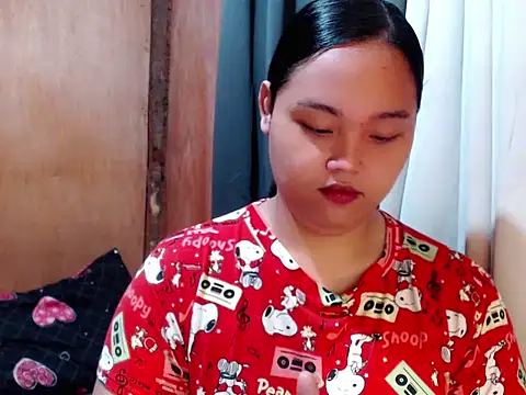 Snapshot of _Lylia chatting on 02.20.26 Lylia online show from 02.20.26