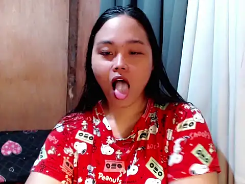 Snapshot of _Lylia chatting on 02.22.26 Lylia online show from 02.22.26