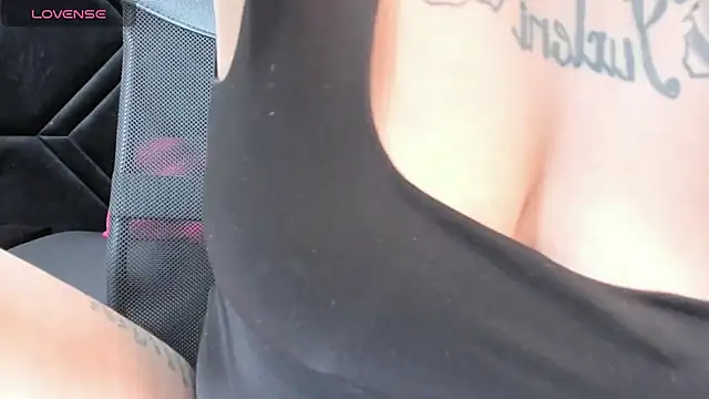 Snapshot of Dantzel_ chatting on 02.05.26 Dantzel online show from 02.05.26