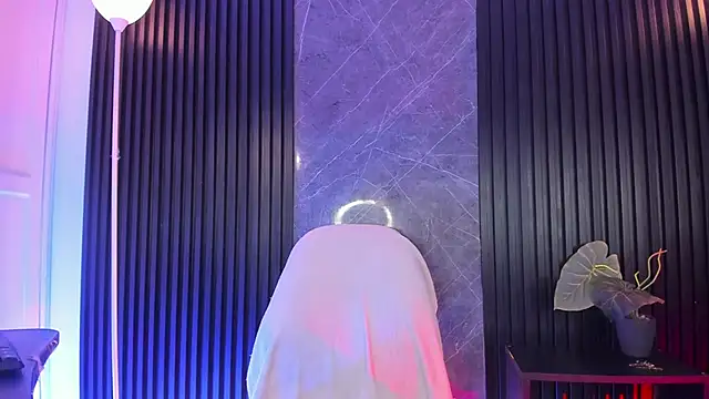 luixdust  online show from 11.29.25