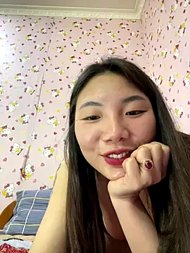 D2sweet online show from 12.18.25