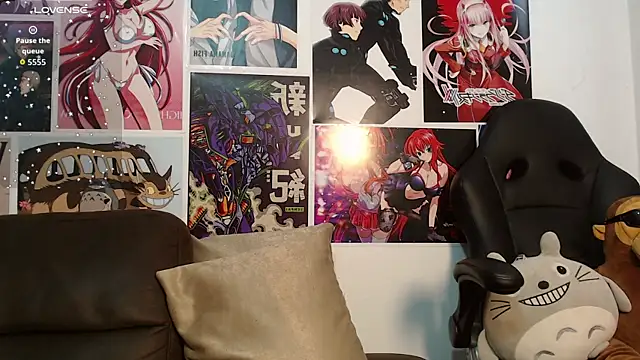 Cleogh  online show from 09.24.25