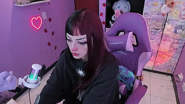 Vero Osb  online show from 10.23.25