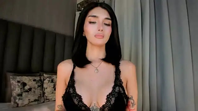 EmeraldGreyson online show from 02.20.26