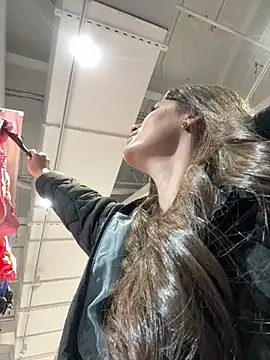 Isabella21  online show from 02.14.26