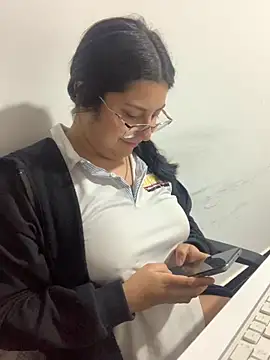 Velma star online show from 09.15.25