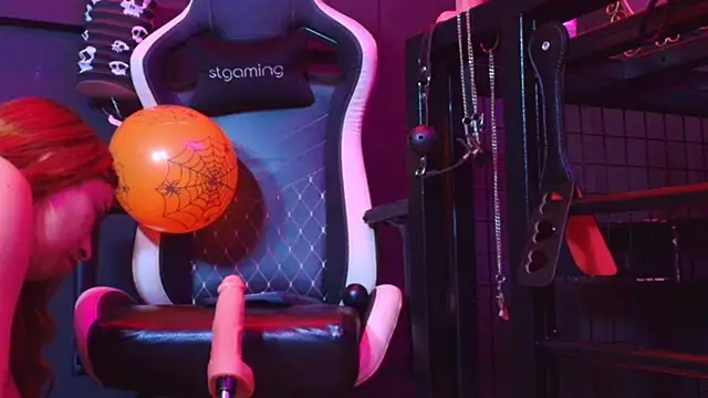 Meghan storm online show from 10.27.25