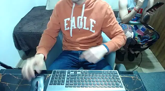 bossking017 online show from 02.16.25