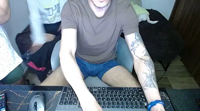 bossking017 online show from 02.22.25