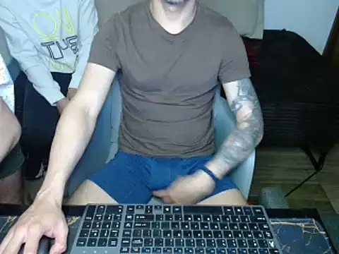 bossking017 online show from 02.23.25