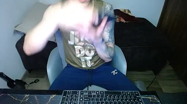 bossking017 online show from 02.28.25