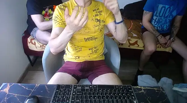 bossking017 online show from 03.16.25