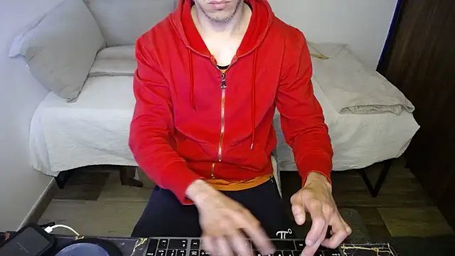 bossking017 online show from 02.20.26