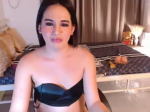 MaliaWang06 online show from 09.17.25