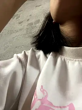 Daisy018 online show from 10.18.25