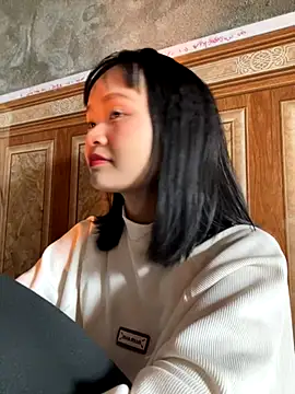 Daisy018 online show from 11.06.25