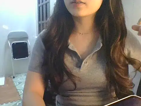 Linzly online show from 10.31.25