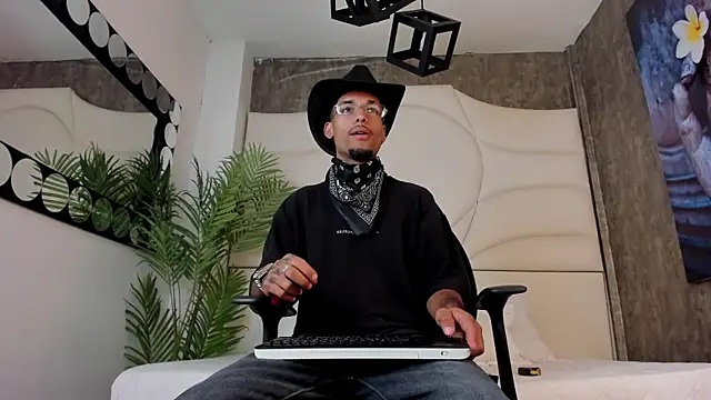 Thiagoferreti online show from 10.09.25