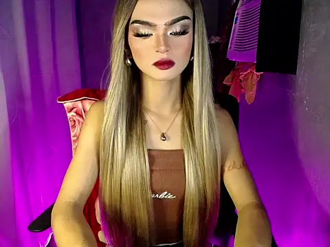 Snapshot of lexie_malingera chatting on 02.17.26 lexie malingera online show from 02.17.26