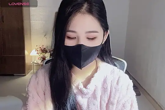    Daisy    online show from 01.12.26