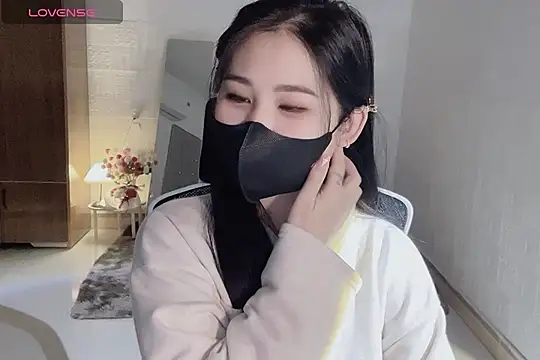    Daisy    online show from 01.15.26