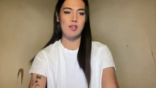 Snapshot of fallon_empress143 chatting on 09.14.25 fallon empress143 online show from 09.14.25