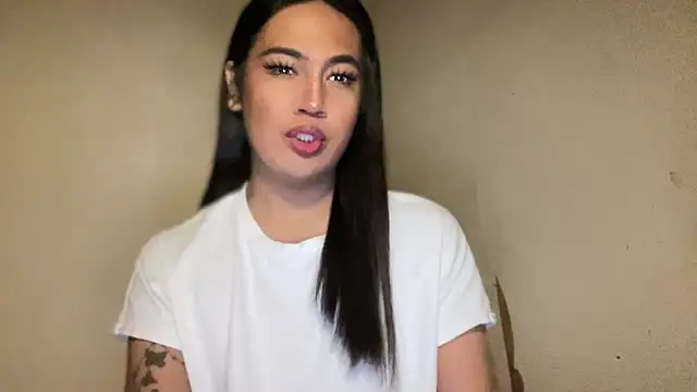 Snapshot of fallon_empress143 chatting on 09.15.25 fallon empress143 online show from 09.15.25