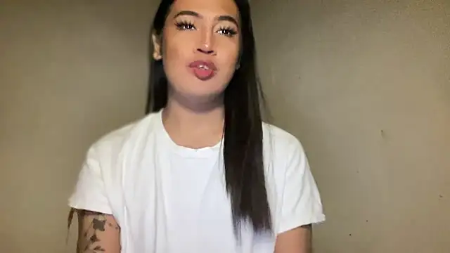 Snapshot of fallon_empress143 chatting on 09.16.25 fallon empress143 online show from 09.16.25