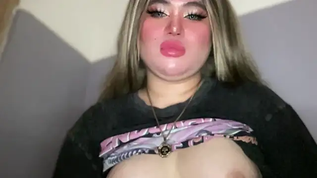 Naughtyrosecum online show from 11.27.25