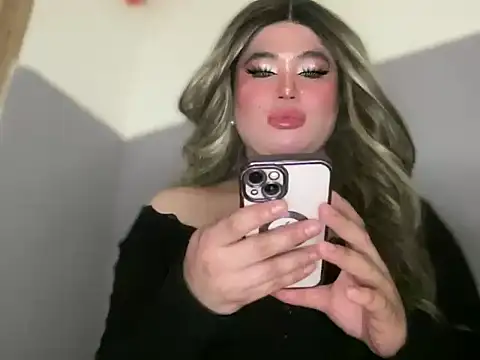 Naughtyrosecum online show from 11.29.25