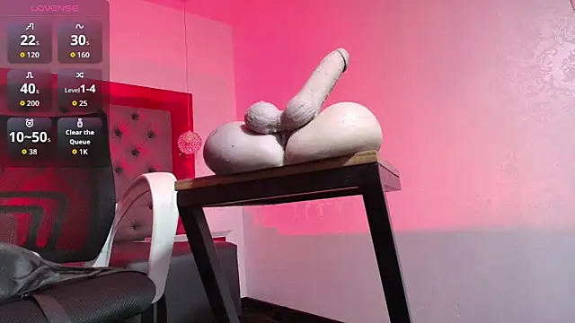 Snapshot of MirandaSould chatting on 05.11.26 MirandaSould online show from 05.11.26