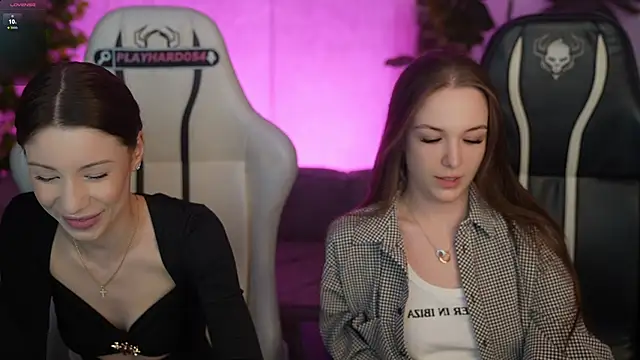 Selena Glow online show from 03.26.26