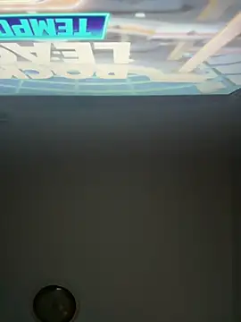 aavrdvh33 online show from 09.17.25