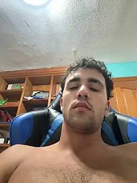 aavrdvh33 online show from 10.23.25