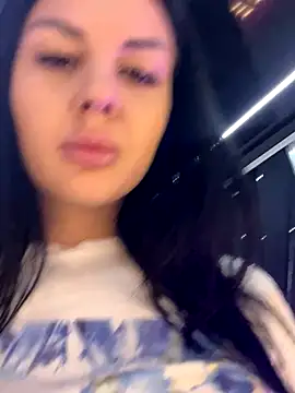 KenyaCruz online show from 10.16.25