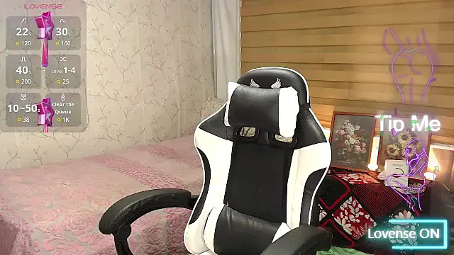 TssluttyNikka online show from 11.19.25