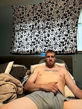 Snapshot of spud1204 chatting on 10.22.25 spud1204 online show from 10.22.25