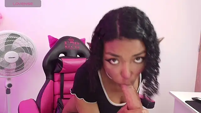 Sweett m00n online show from 10.01.25