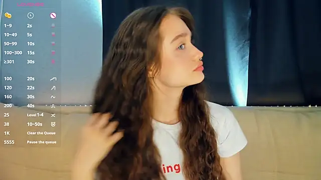 lovelyalivia online show from 04.01.26