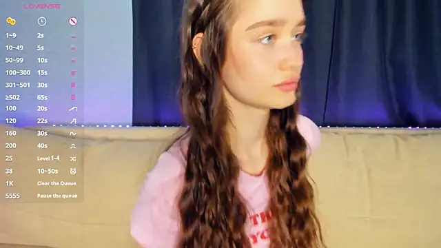 lovelyalivia online show from 04.08.26