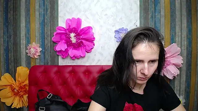 KarinaSwann online show from 09.18.25