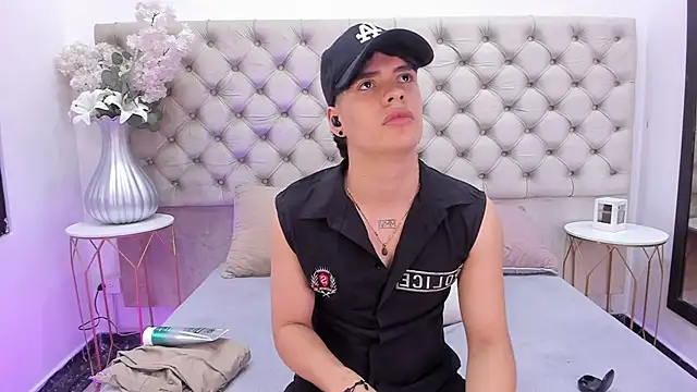 BenitoSaenz online show from 11.13.25