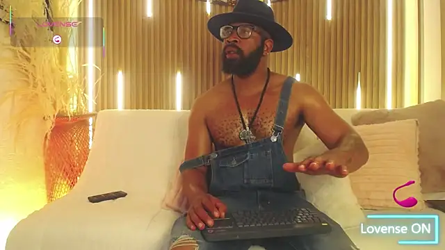 King Malik online show from 10.15.25