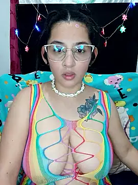 Snapshot of VALENTINA_ROUSE_ chatting on 01.14.26 VALENTINA ROUSE online show from 01.14.26